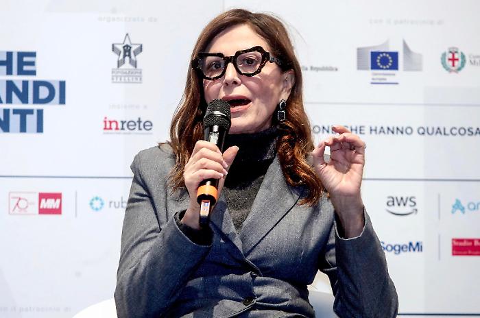 Individuato l'autore delle minacce social alla ministra Santanché: «Ringrazio le forze dell'ordine»