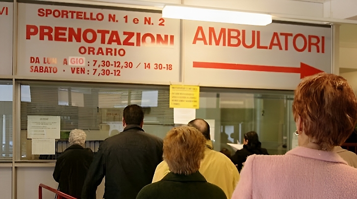Sanit&agrave;, in Sicilia aspettare &egrave; diventata la regola: e la Regione non fornisce i dati sui tempi effettivi delle liste d'attesa
