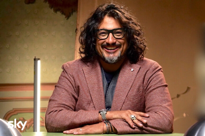 Torna "4 ristoranti" di Alessandro Borghese, sar&agrave; anche a Cefal&ugrave; e sull'Etna