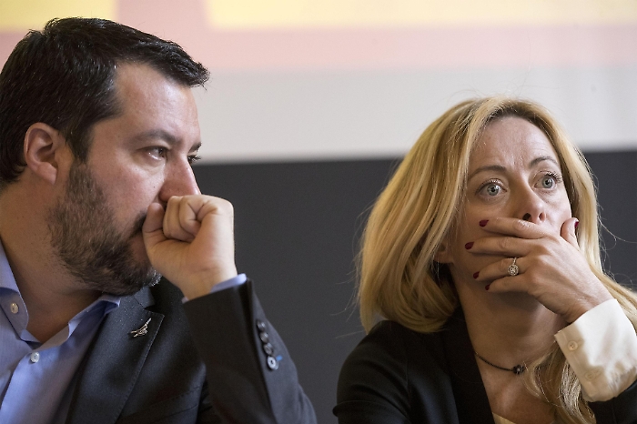 Pensioni, la stretta che cambia il gioco: addio a Quota 103 e alla vecchia Opzione donna. Tfr &ldquo;automatico&rdquo; nei fondi dal 2026