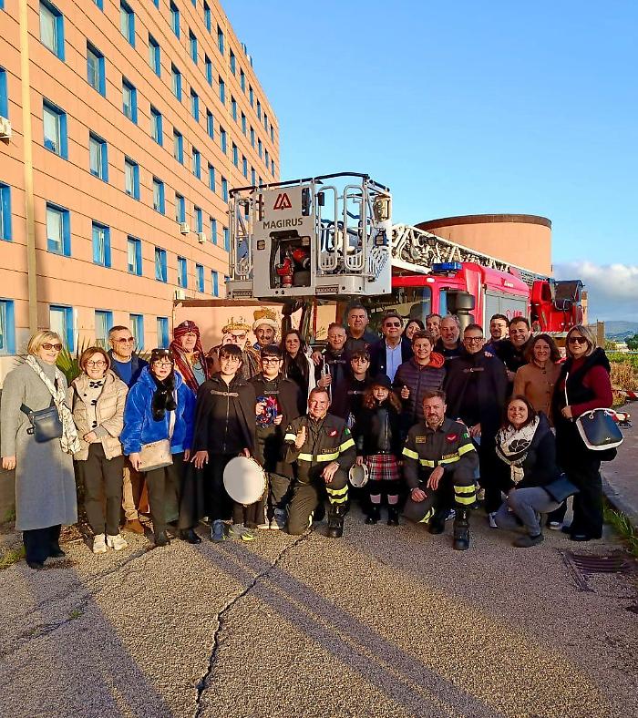 Epifania di gioia al reparto di Pediatria: Avis e Vigili del fuoco insieme per i piccoli pazienti dell&rsquo;ospedale di Agrigento