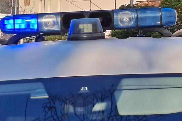 Aggressione omofoba a Genova: 19enne sfregiato all'uscita di una discoteca