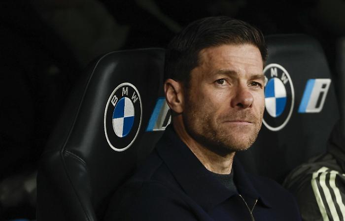 Colpo di scena al Real Madrid: esonerato Xabi Alonso, Alvaro Arbeloa promosso in prima squadra