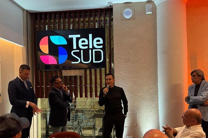 Non solo basket e calcio, Antonini mette in liquidazione Telesud (e stacca la luce)