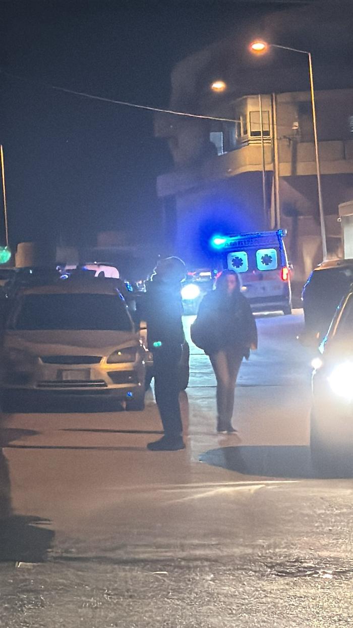 Rissa a Donnalucata: in tre pestano un 70enne