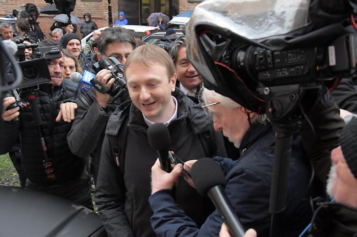 Garlasco, tra silenzio degli inquirenti e rumore mediatico: il caso Ghizzoni accende la difesa Stasi