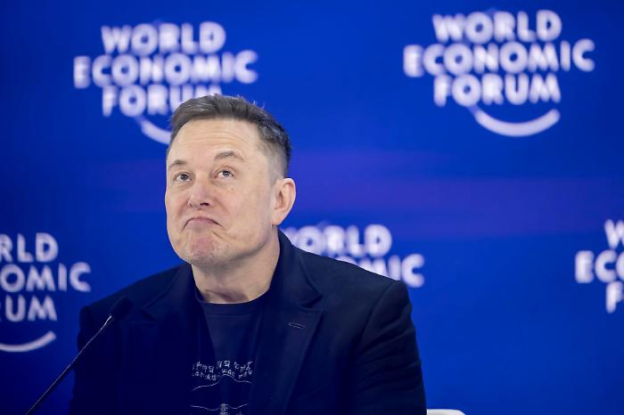 Shutdown Usa, Musk: &laquo;Pago io gli stipendi della sicurezza aeroportuale&raquo;