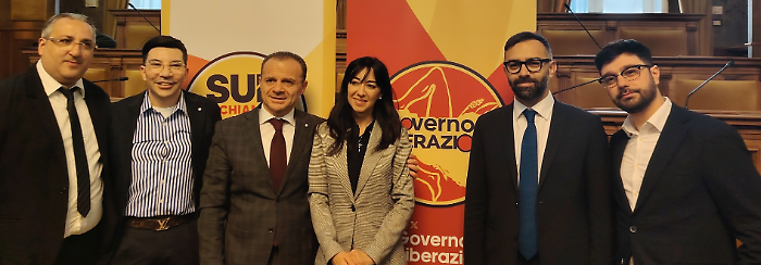 Riccardo Pellegrino va alla corte di Cateno De Luca, e a Catania scatta la caccia ai prossimi "transfughi"