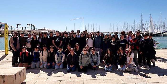 Pozzallo, gli studenti dell'istituto Amore alla scoperta del porto turistico di Marina di Ragusa