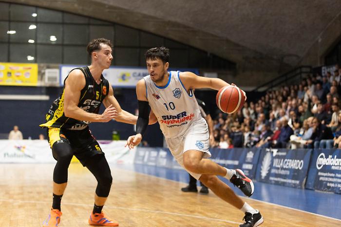 La SuperConveniente Ragusa d&agrave; il via ai play off, la prima in casa contro Angri