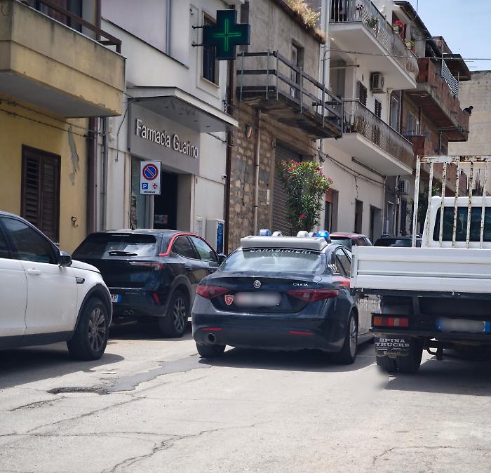 Rapina in farmacia ad Acate, comunit&agrave; sotto shock
