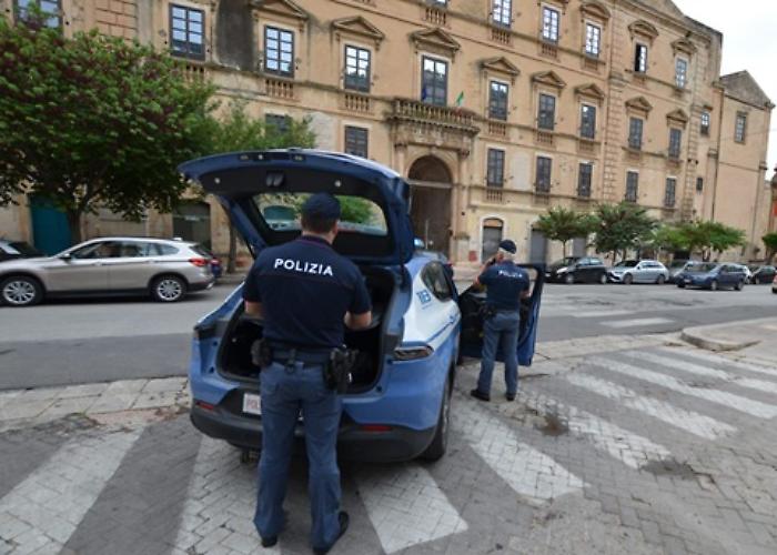 Modica, spaccio di stupefacenti: arrestata una 34enne