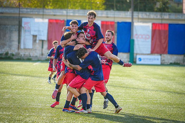 Calcio, terremoto in casa del Frigintini: si dimette in blocco il vertice dirigenziale