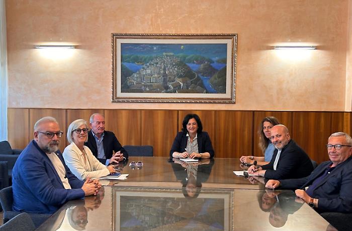 L'area di Kamarina e il ponte di Scoglitti al centro del confronto tra Confcommercio e la presidente della Provincia