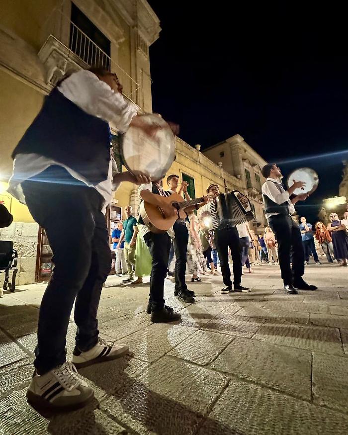 Le sette note all'ombra dei palazzi barocchi, la citt&agrave; antica di Ragusa fa da cornice al divertimento