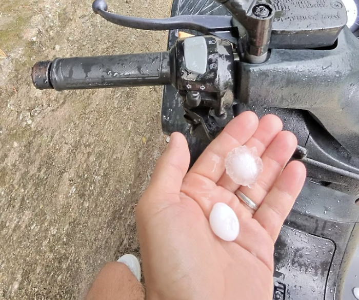 Chiaramonte, un centauro racconta: "La grandine? Come pietre addosso. Costretto a fermarmi"