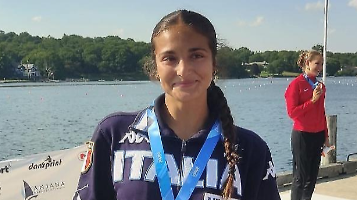 Canoa velocit&agrave;: la catanese Anastasia Insabella non finisce mai di stupire, secondo argento ai Mondiali junior