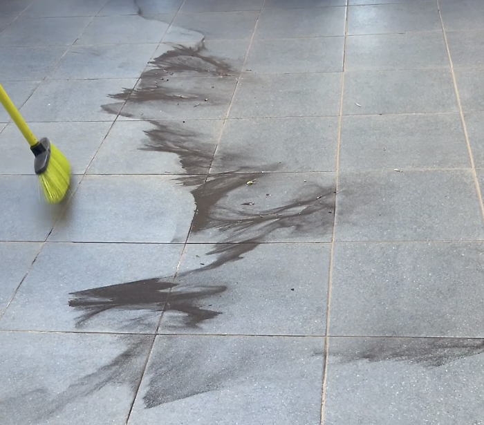 La cenere dell'Etna imperversa anche sul Ragusano