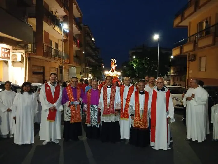 E' festa a Ragusa con la prima processione in onore di San Giovanni Battista