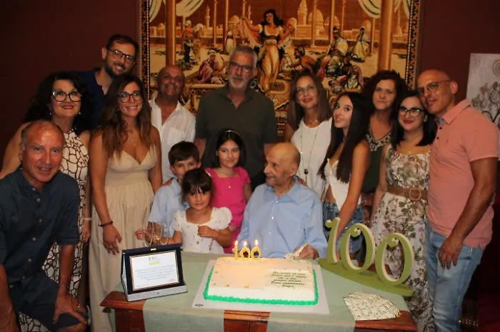 Ragusa festeggia i 100 anni di Francesco Brugaletta