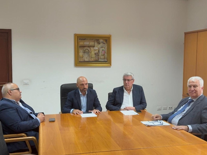 «Troppi gli errati conferimenti, i cittadini collaborino»