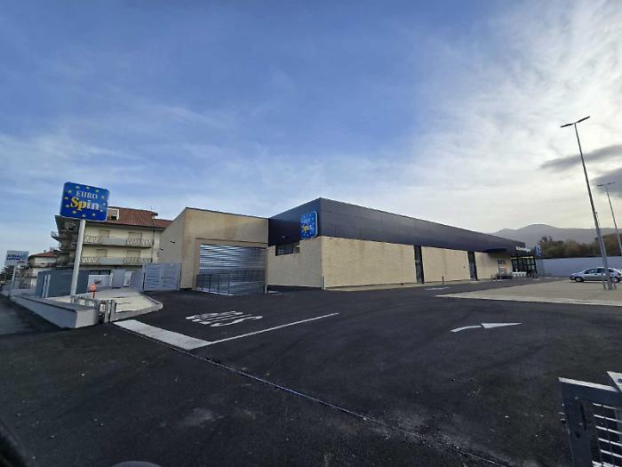 Randazzo, nuovo Eurospin: 12 dipendenti licenziati e Natale amaro